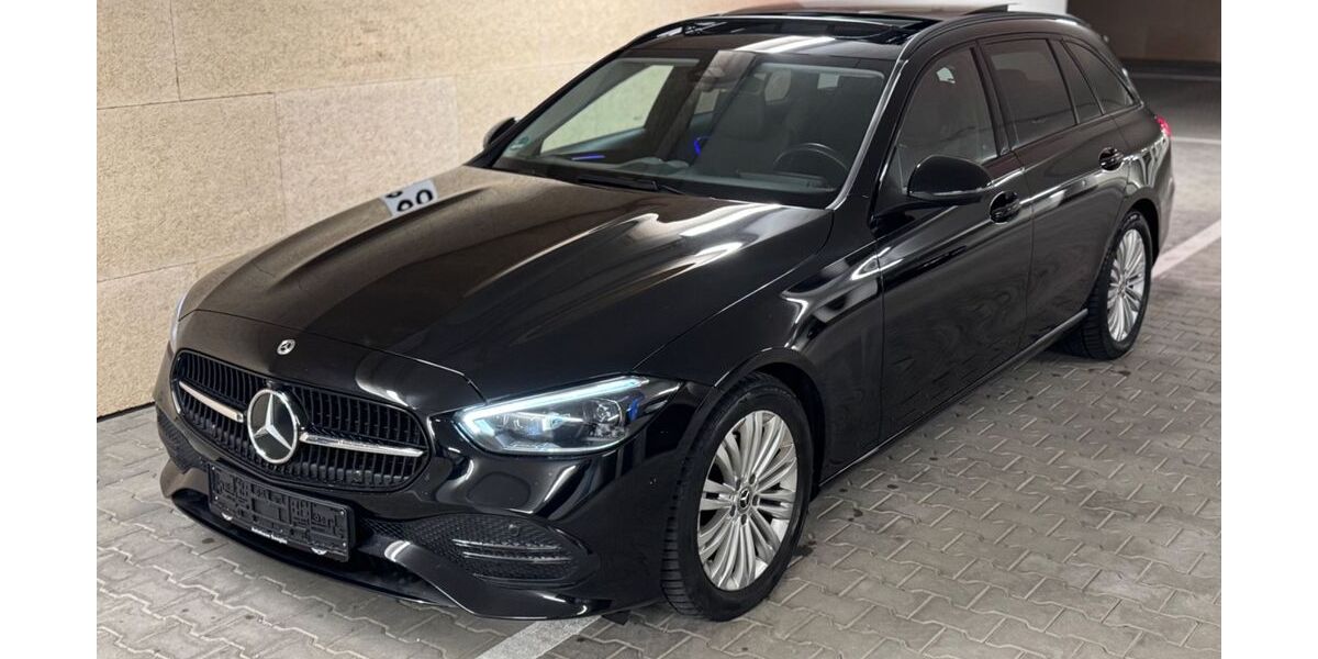 Mercedes-Benz C 200 114.050 km 25.900 &euro; Sindelfingen/Stuttgart 71065