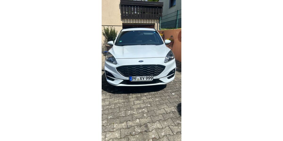 Ford Kuga 131.300 km 16.900 &euro; Pforzheim 75181