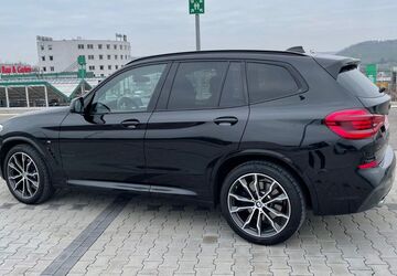 BMW X3 90.445 km 32.300 &euro; Karlsruhe 76137