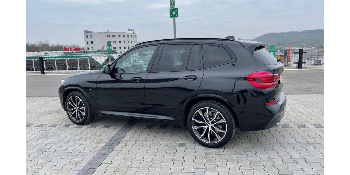 BMW X3 90.445 km 32.300 &euro; Karlsruhe 76137
