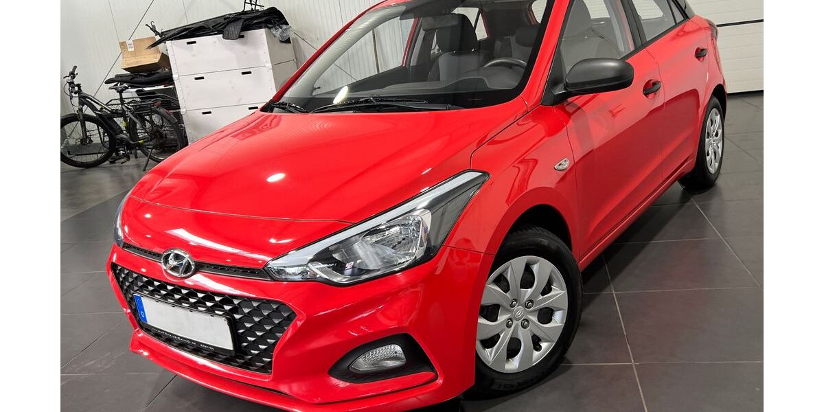Hyundai i20 84.000 km 8.995 &euro; Bretten 75015