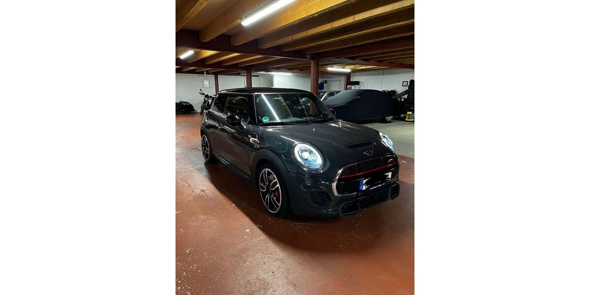 Mini John Cooper Works 155.000 km 16.300 &euro; Karlsruhe 76185