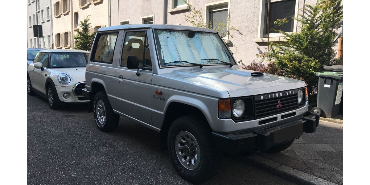 Mitsubishi Pajero 355.000 km 16.000 &euro; Eisingen 75239