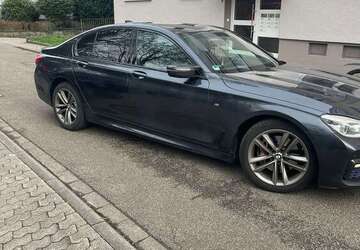 BMW 730 213.000 km 23.500 &euro; Karlsruhe 76131