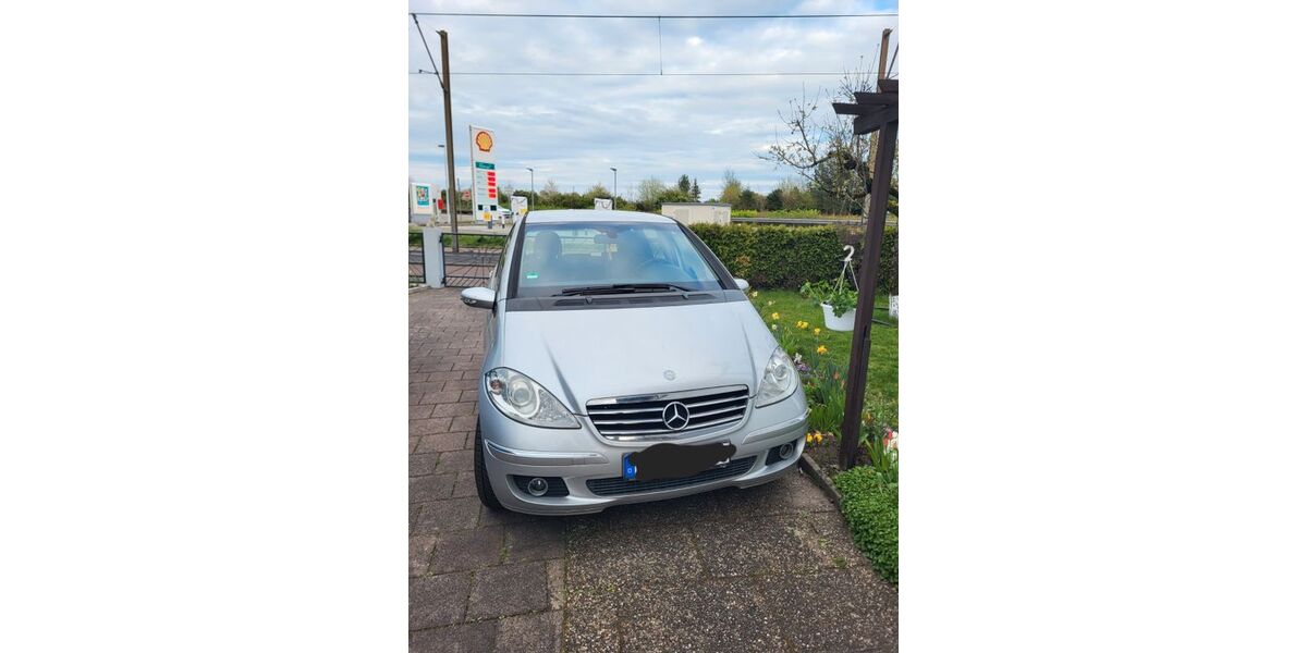 Mercedes-Benz A 180 154.000 km 4.350 &euro; Karlsruhe 76185