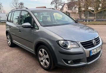 VW Touran 212.000 km 3.500 &euro; karlsruhe 76139