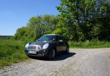 Mini One 131.000 km 3.900 &euro; Karlsruhe 76137