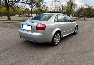Audi A4 174.000 km 6.250 &euro; Sindelfingen 71065