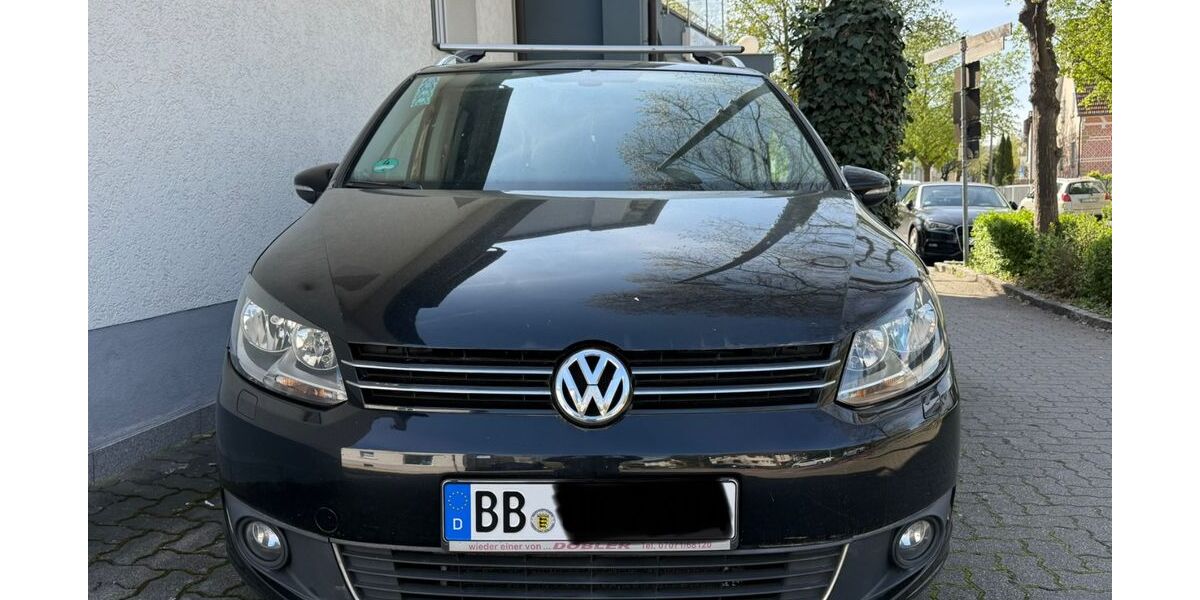 VW Touran 201.000 km 5.980 &euro; Renningen 71272