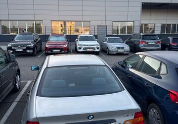 BMW 318 222.000 km 1.500 &euro; Pforzheim 75181