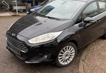 Ford Fiesta 141.290 km 4.399 &euro; Karlsruhe 76227