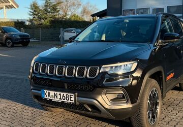 Jeep Compass 22.000 km 29.590 &euro; Karlsruhe 76185