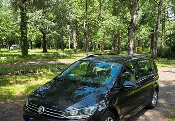 VW Touran 223.564 km 14.490 &euro; Karlsruhe 76189
