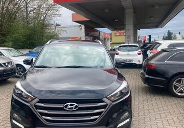 Hyundai TUCSON 134.000 km 13.900 &euro; Neumalsch 76316