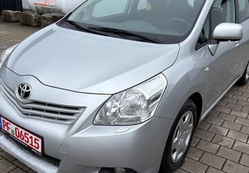 Toyota Verso 185.332 km 4.499 &euro; pforzheim 75179