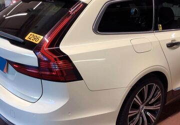 Volvo V90 94.175 km 9.900 &euro; Karlsruhe 76137