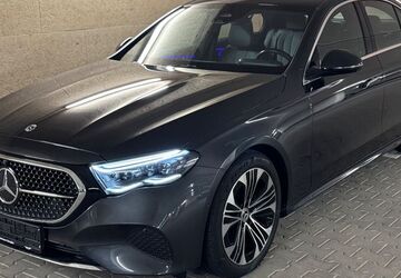 Mercedes-Benz E 200 27.938 km 45.900 &euro; Sindelfingen/Stuttgart 71065