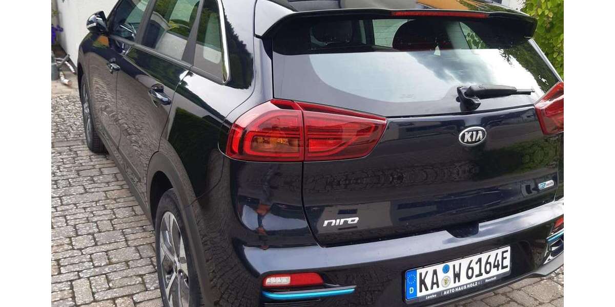 Kia Niro 78.000 km 18.500 &euro; Bruchsal 76646