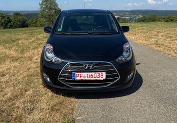 Hyundai ix20 55.000 km 12.490 &euro; Bilfingen 75236