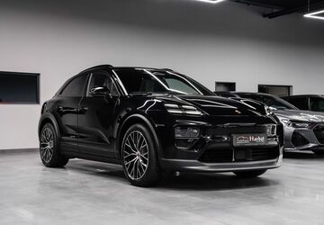 Porsche Macan 9.900 km 77.950 &euro; Calw 75365