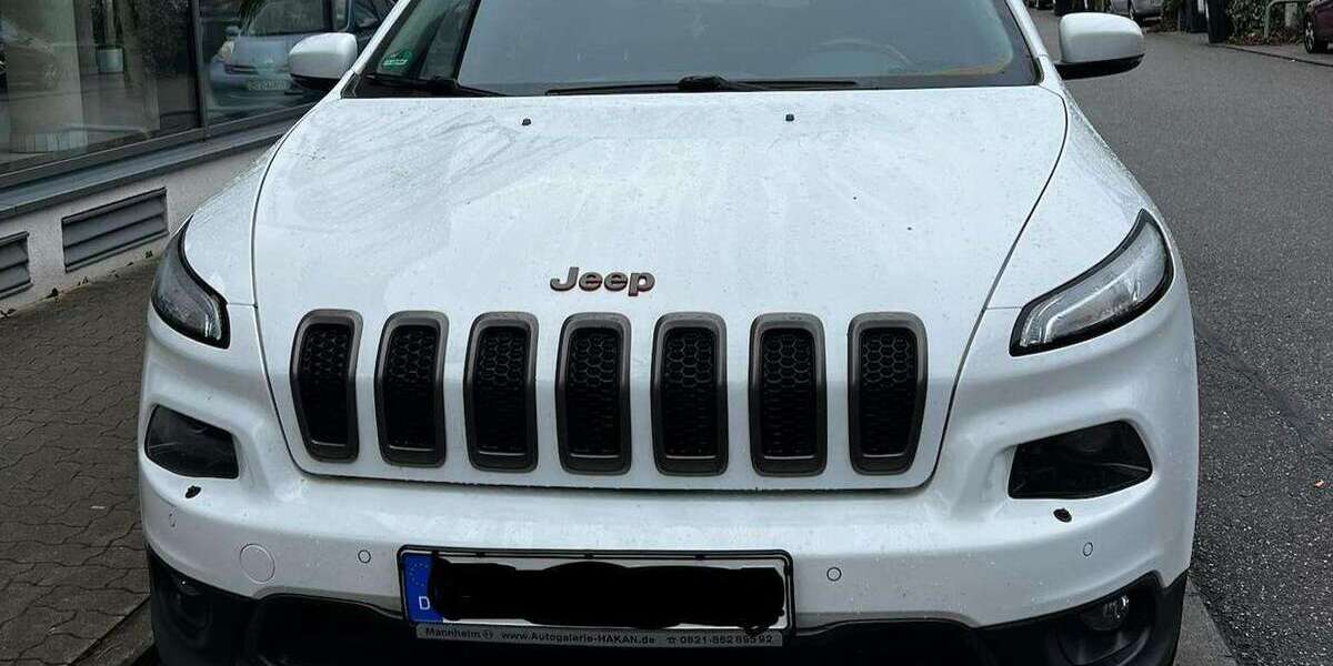 Jeep Cherokee 145.000 km 14.600 &euro; Karlsruhe 76227
