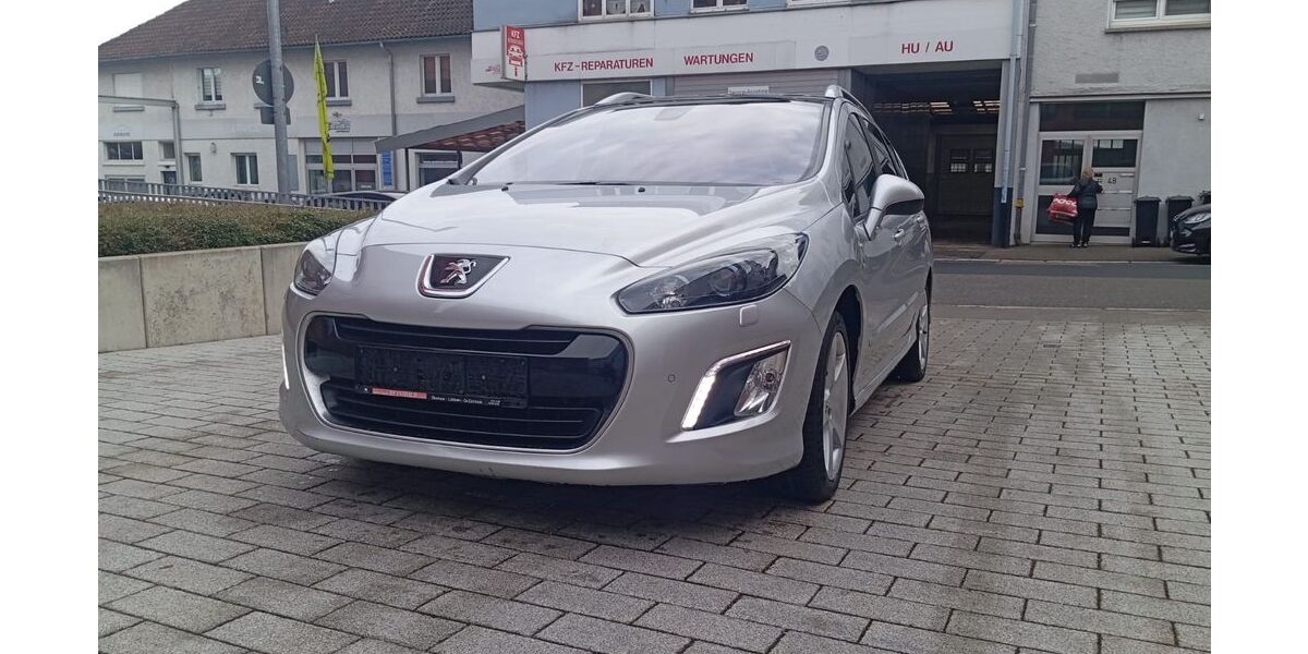 Peugeot 308 149.000 km 5.500 &euro; Pforzheim 75172