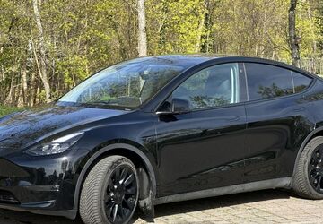 Tesla Model Y 35.000 km 34.990 &euro; Remchingen 75196