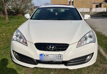 Hyundai Genesis 99.600 km 14.999 &euro; Gondelsheim 75053