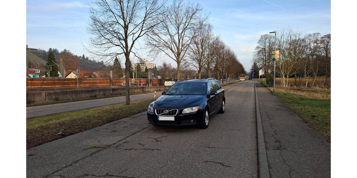 Volvo V70 262.000 km 4.100 &euro; Karlsruhe 76229