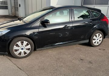 Ford Focus 104.700 km 5.990 &euro; Ditzingen 71254