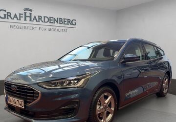 Ford Focus 9.900 km 27.490 &euro; Karlsruhe 76185