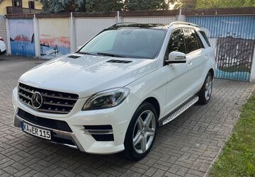 Mercedes-Benz ML 350 294.000 km 20.000 &euro; Karlsruhe 76187