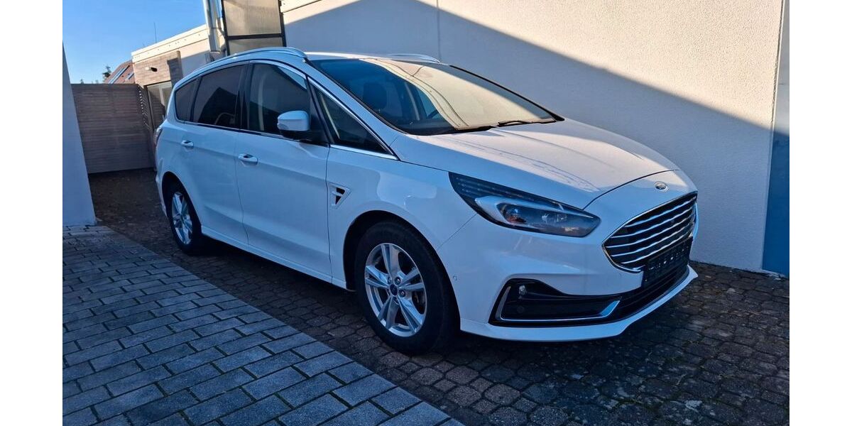 Ford S-Max 99.800 km 21.989 &euro; Güglingen-Frauenzimmern 74363