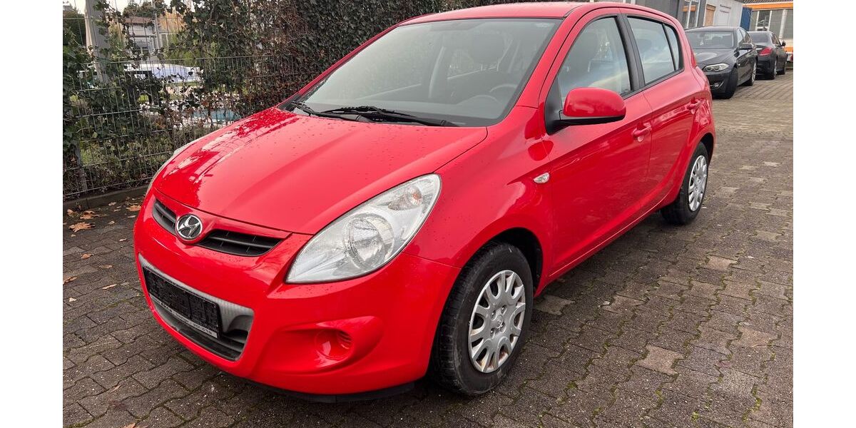 Hyundai i20 186.113 km 2.900 &euro; Sindelfingen 71065