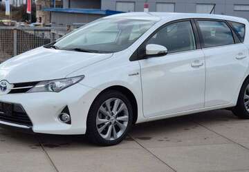 Toyota Auris 95.400 km 12.599 &euro; Birkenfeld 75217