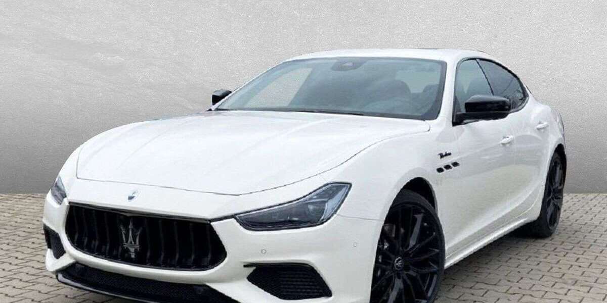 Maserati Ghibli 18.000 km 73.999 &euro; Karlsruhe 76187