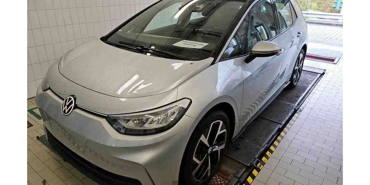 VW ID.3 17.700 km 32.500 &euro; Weingarten 76356