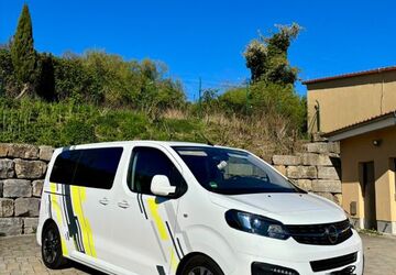 Opel Zafira Life 81.500 km 28.499 &euro; Weingarten 76356