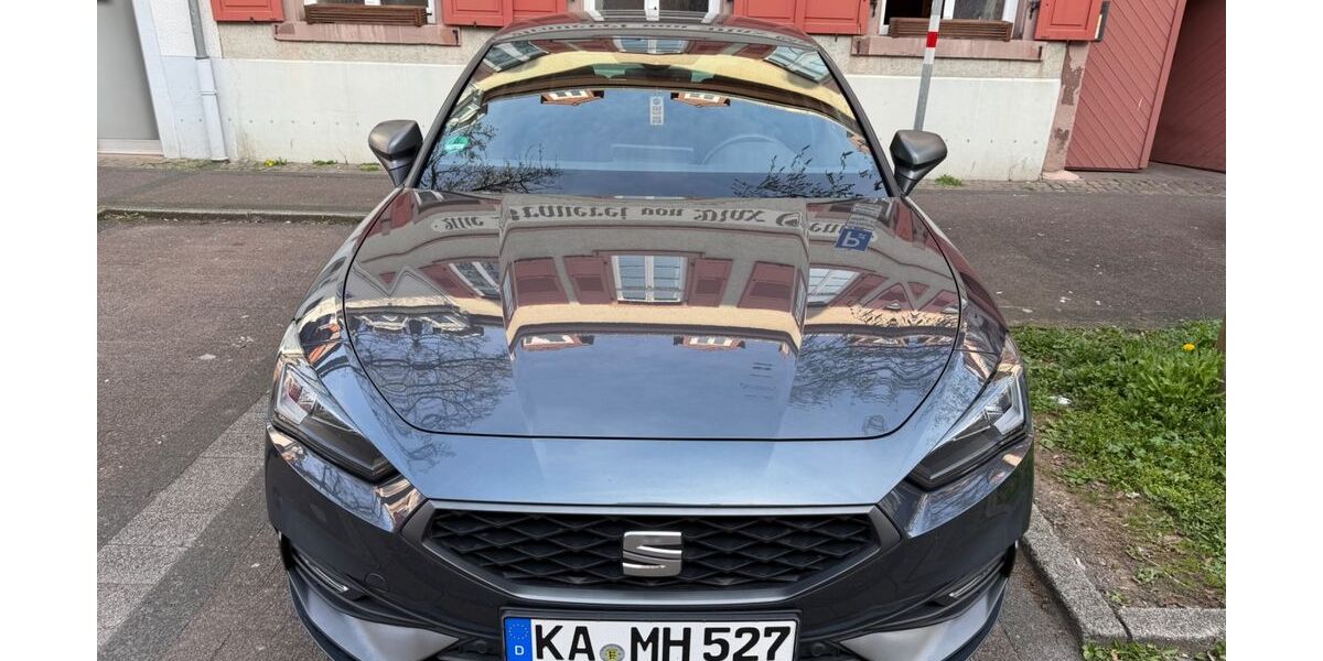Seat Leon 52.000 km 18.299 &euro; Karlsruhe 76229