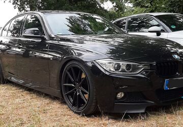 BMW 330 130.000 km 21.900 &euro; Neuhausen (Enzkreis) 75242