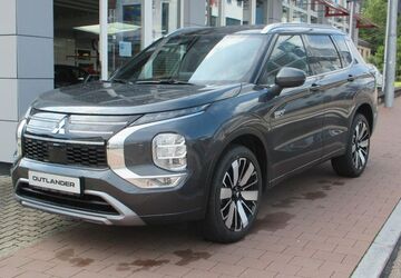 Mitsubishi Plug-in Hybrid Outlander 6.500 km 51.790 &euro; Niefern Öschelbronn 75223