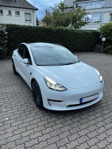 Gebrauchte Tesla Model 3
