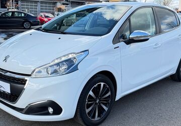 Peugeot 208 81.000 km 9.900 &euro; Calw 75365