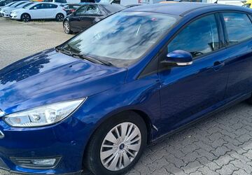 Ford Focus 47.000 km 5.650 &euro; Karlsruhe 76185