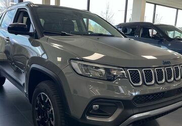 Jeep Compass 10 km 34.990 &euro; Karlsruhe 76185