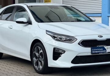 Kia ceed / Ceed 107.000 km 14.800 &euro; pforzheim 75181