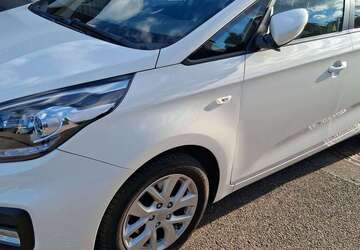Kia Carens 125.000 km 10.450 &euro; Straubenhardt 75334