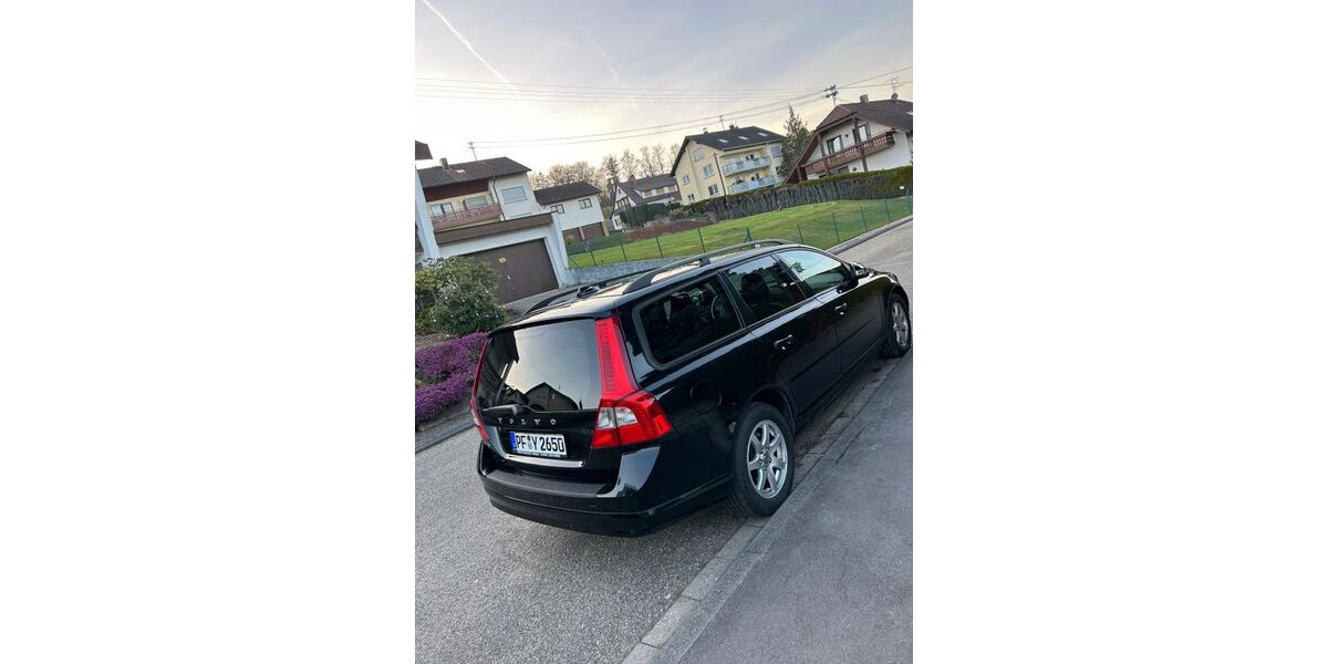 Volvo V70 320.000 km 5.000 &euro; Ettlingen 76275