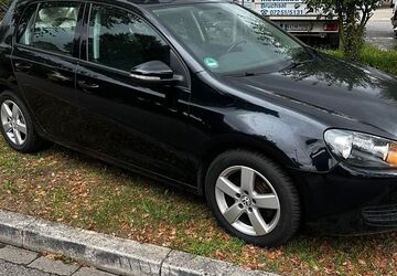 VW Golf 260.000 km 4.500 &euro; Bruchsal 76646