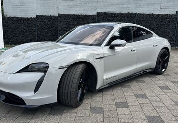 Porsche Taycan 32.000 km 74.990 &euro; Remchingen 75196